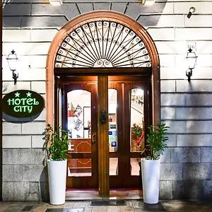 Hotel City 2*, Bari Italien
