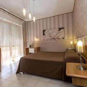 Ulivi E Palme 3*, Cagliari Italia